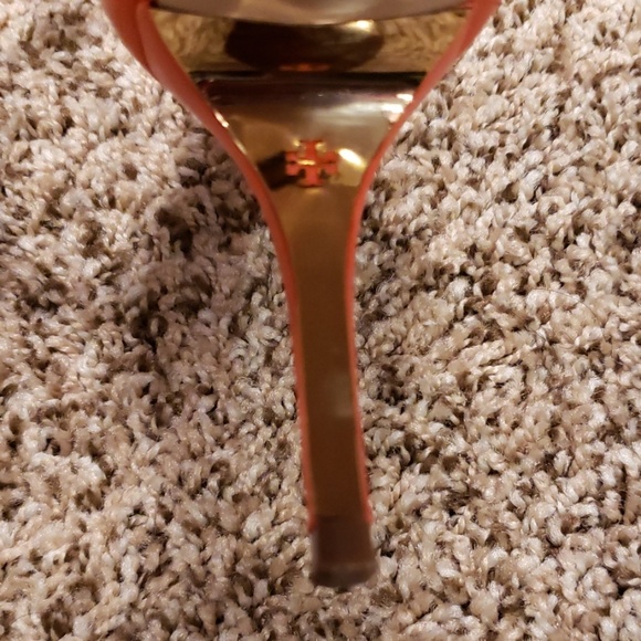 Womens Tory Burch sandals - Picture 6 of 6